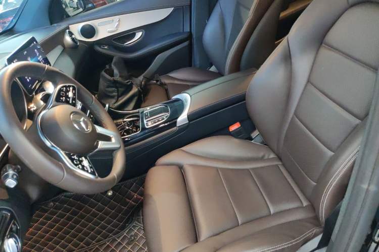 Used Mercedes-Benz GLC 2022 Refreshed GLC 260 L 4MATIC Dynamic Edition
