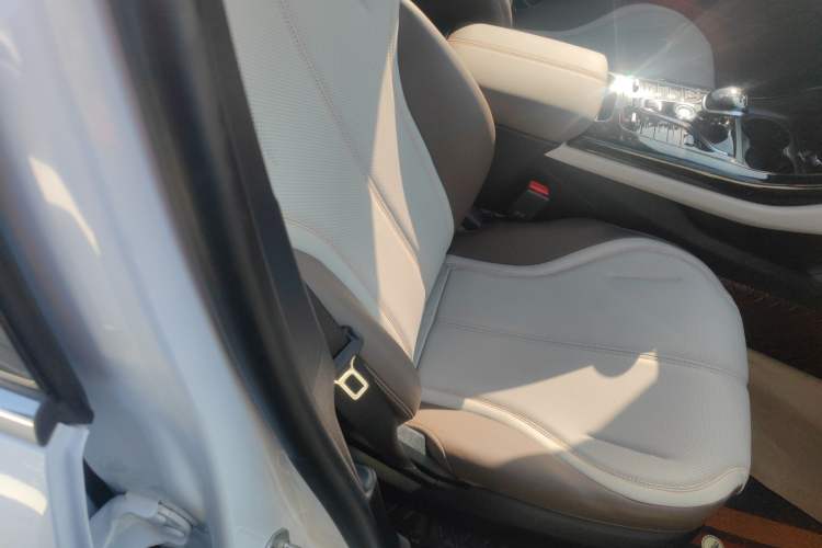 Used BYD Qin PLUS 2024 HONOR Edition DM-i 55KM Leading Model
