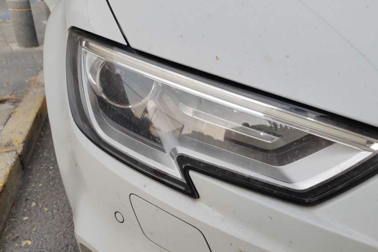 Used Audi A3 2017 Limousine 35 TFSI Fashion Model