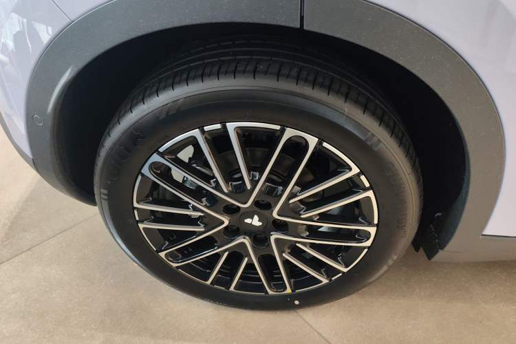 Used  firefly 2025 Free Edition
