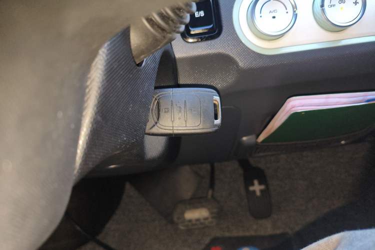 Used Wuling Hongguang MINIEV 2021 Macaron Fashion Model Lithium Iron Phosphate
