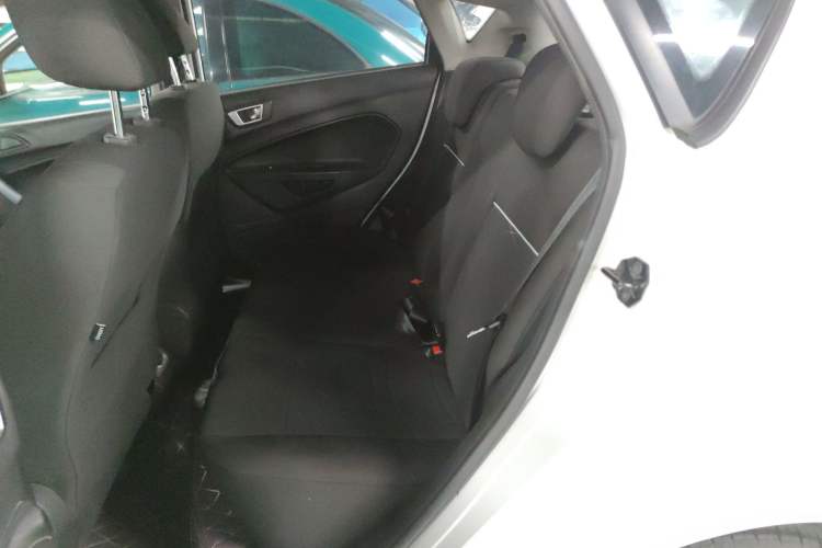 Used Ford Fiesta 2013 Hatchback 1.5L Automatic Fashion Edition