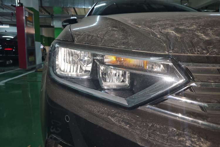 Used Volkswagen Magotan 2018 330TSI DSG Advanced Model
