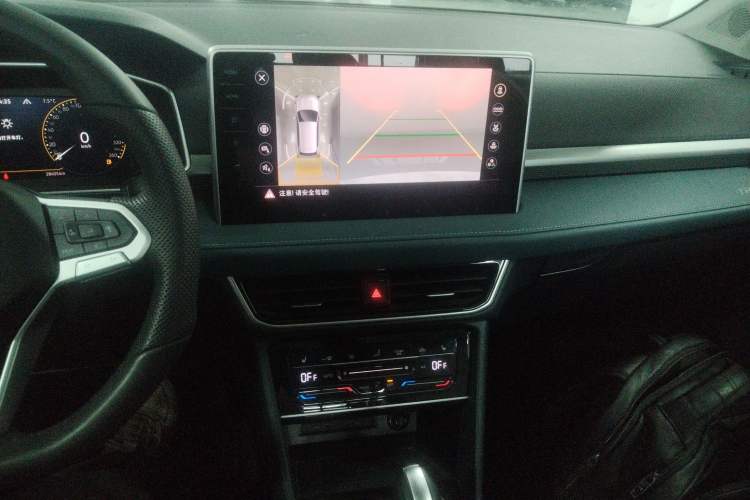 Used Volkswagen Tharu 2024 300TSI Two-Wheel-Drive Moon Luxury Edition