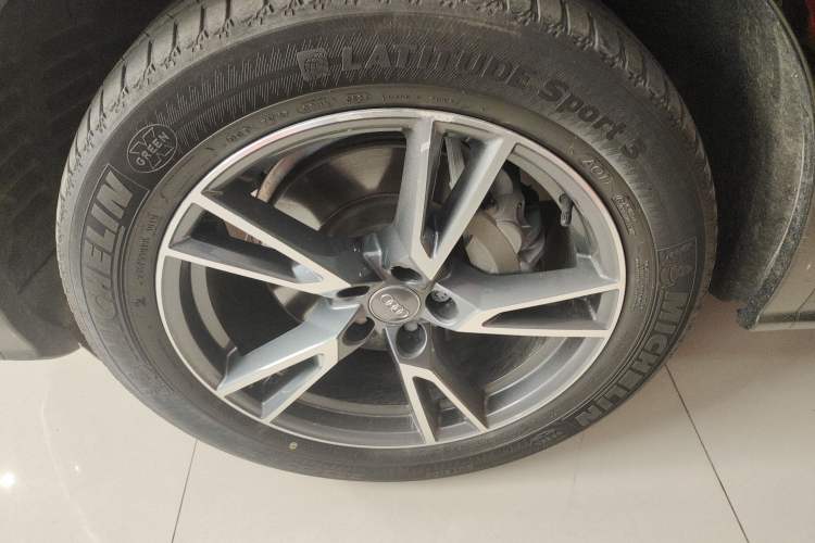 Used Audi Q5L 2020 Updated 40 TFSI Prestige Fashion Edition