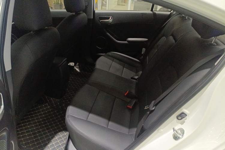 Used Kia K3 2015 1.6L Automatic GLS
