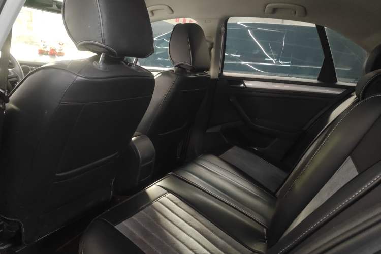 Used Volkswagen Bora 2021 1.5L Automatic Fashionable Smart Connectivity Version
