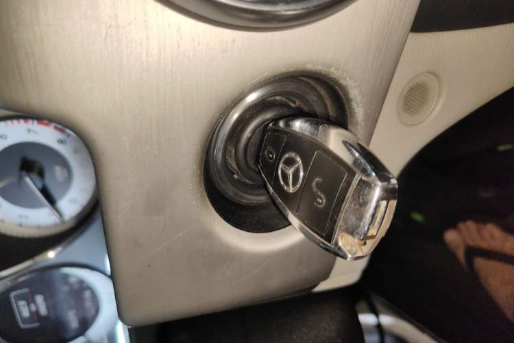 Used Mercedes-Benz GLK-Class 2014 GLK 260 4MATIC Dynamic Model
