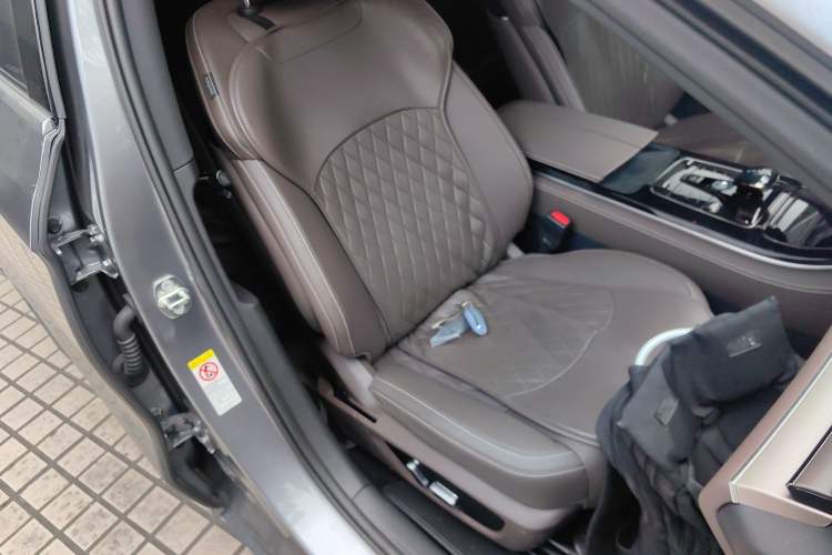 Used BYD Han 2023 EV Champion Edition 506KM Front-Wheel-Drive Premium Model
