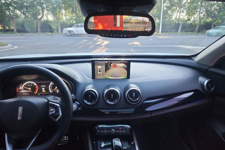 Used Wey VV7 2017 2.0T Flagship Edition
