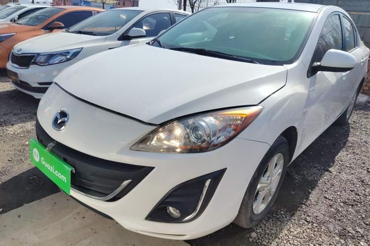 Used Mazda Mazda 3 2015 Sedan 1.6L Automatic Elite Model