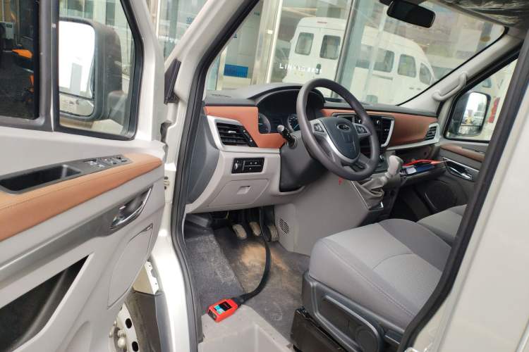 Used  Sunray 2024 2.5T 5-Series Express Version Single Tire 5/6/7 Seater
