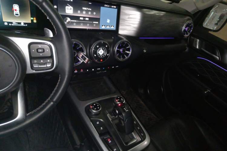 Used Tank 300 2023 Off-Road Edition 2.0T Challenger
