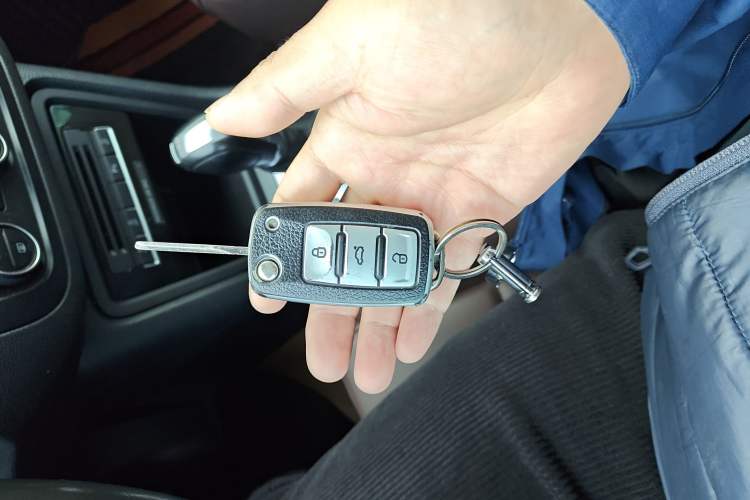 Used Volkswagen Sharan 2016 280TSI Enjoyment Model 7-Seater
