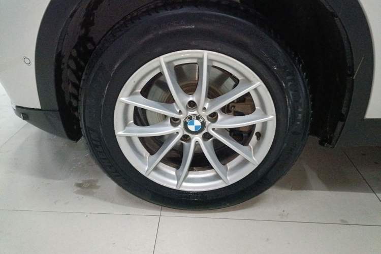 Used BMW X3 2016 sDrive20i
