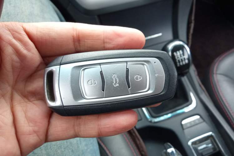 Used Geely Auto Emgrand 2015 Sedan 1.3T Manual Upward Edition