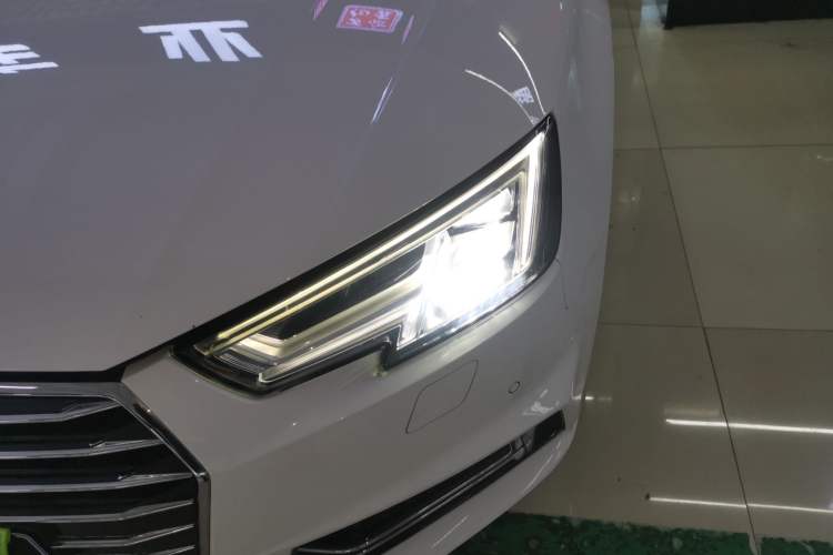 Used Audi A4L 2019 40 TFSI Ambition China VI
