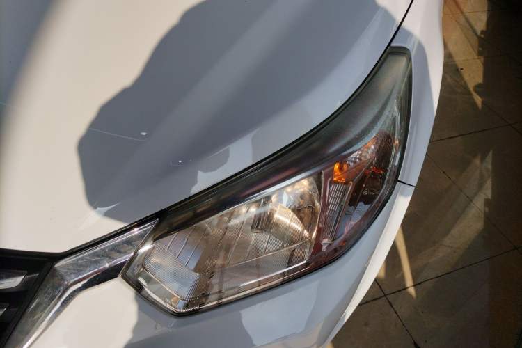 Used Venucia D50 2015 1.6L Automatic Fashion Edition