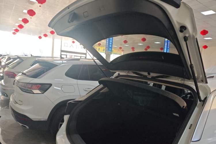 Used Volkswagen T-ROC 2023 280TSI DSG Two-Wheel Drive Time Edition
