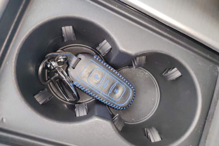 Used Geely Auto Emgrand X7 Sport 2016 1.8TD Automatic ZhiZun Version