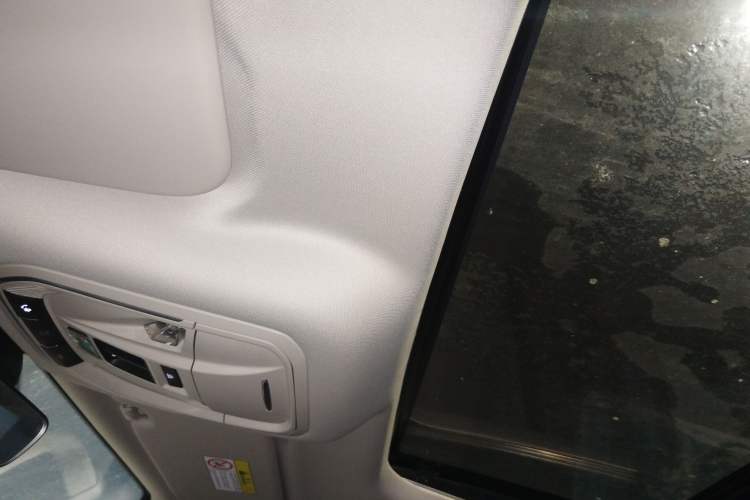 TDK.VehicleDetails.img