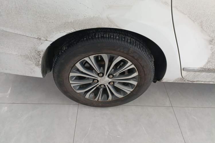 Used Buick GL8 2021 Land Cruiser Executive Class 652T Smart Luxury Model
