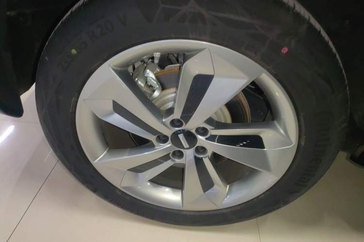 Used Wey Mocha New Energy 2024 Hi4 Four-Wheel Drive Long-Range Version
