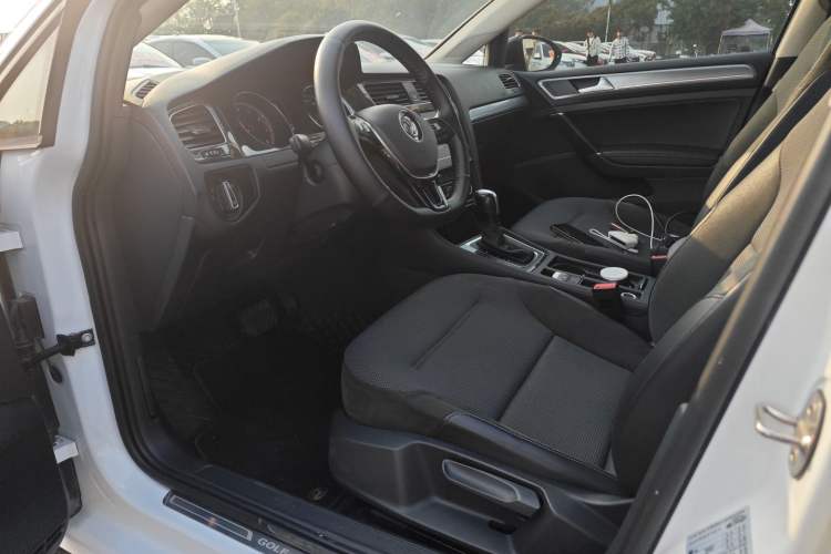 Used Volkswagen Golf 2018 230TSI Automatic Comfort Model