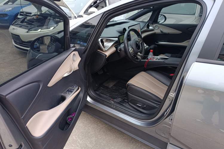 Used BYD Dolphin 2023 420 km Fashion Edition