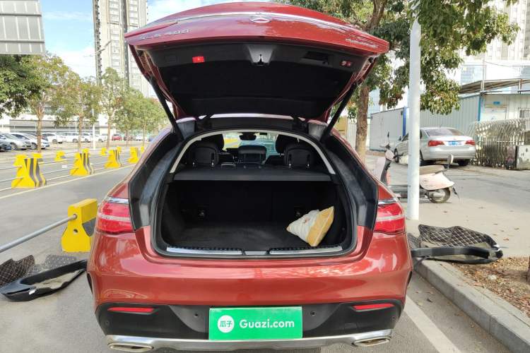 Used Mercedes-Benz GLE Coupe 2018 GLE 400 4MATIC Coupe SUV
