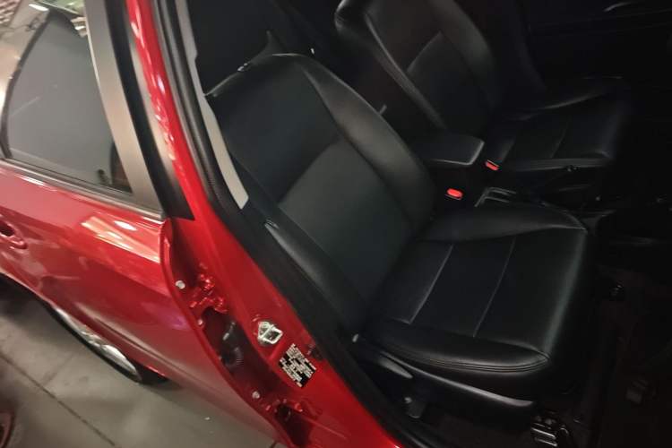 Used Toyota YARiS L 2016 Revised 1.5E CVT Charming Edition