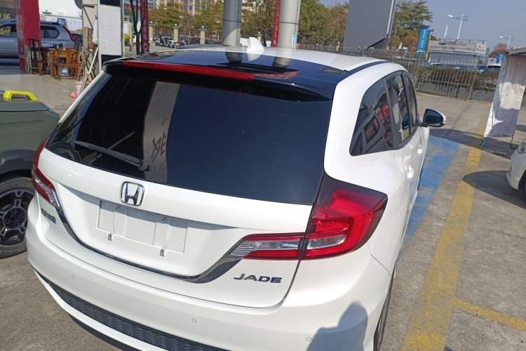 Used Honda Jade 2020 1.8L automatic Comfort version
