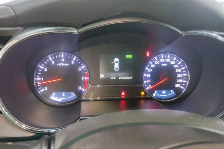 Used Kia K5 2015 2.0L Automatic LUX
