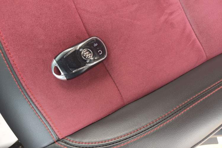 Used Buick Encore 2017 18T Automatic Two-Wheel Drive Urban Elite Model