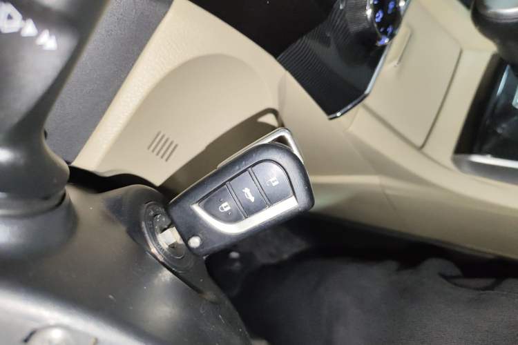 Used Toyota Corolla 2014 1.6L CVT GL-i
