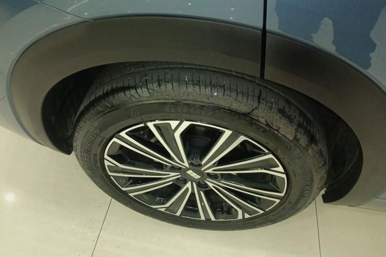 Used  Galaxy Xingjian 7 EM-i 2025 120km Flagship Edition
