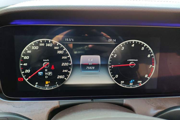 Used Mercedes-Benz E-Class 2016 E 200 L