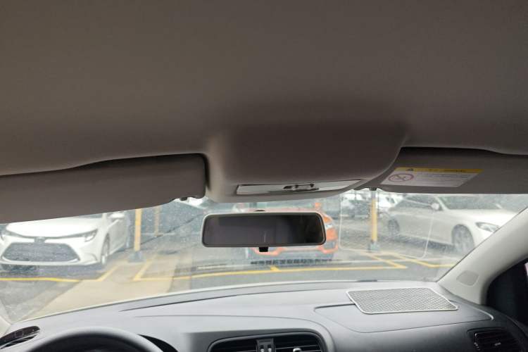 Used Volkswagen Polo 2016 1.4L Automatic Trendy Model
