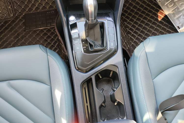 Used Volkswagen Tharu 2023 300TSI Two-Wheel-Drive Full Moon Edition