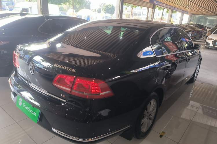 Used Volkswagen Magotan 2015 1.8TSI Advanced Model
