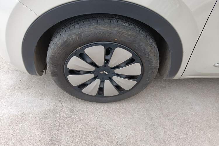 Used Wuling Bingo 2024 333 km Enjoyment Version
