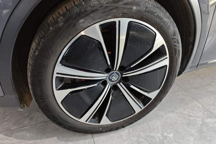 Used BYD Tang New Energy 2022 DM-p 215KM Four-Wheel Drive Flagship Model
