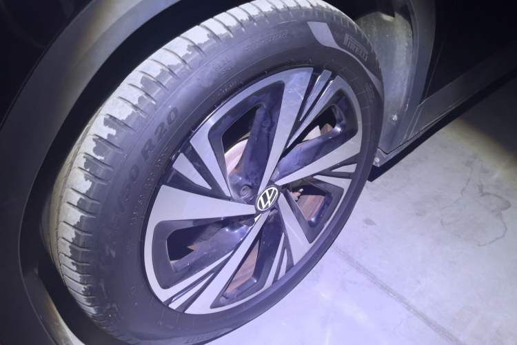 Used Volkswagen ID.6 CROZZ 2022 Long-Range PRO Edition
