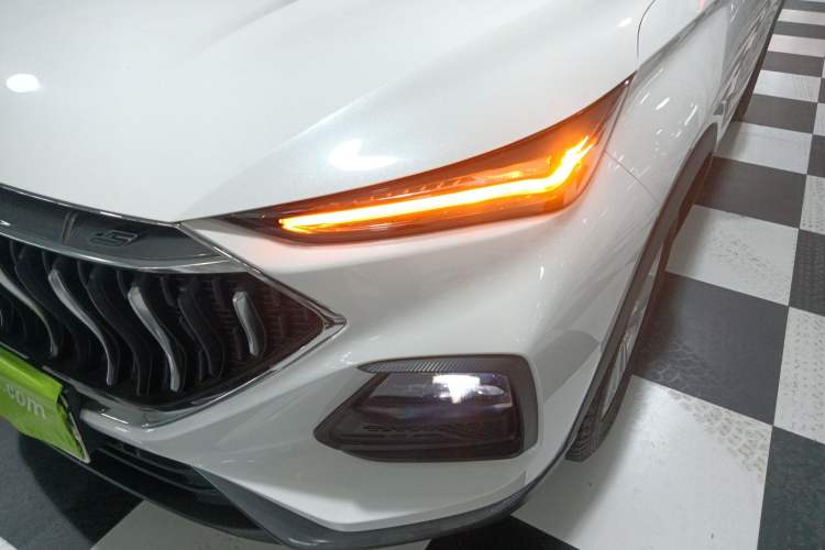 Used Oshan X5 2021 1.6L CVT Luxury Model
