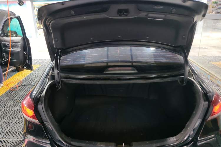 Used Hyundai Elantra 2016 1.6L Automatic ZhiXuan – Elite Version
