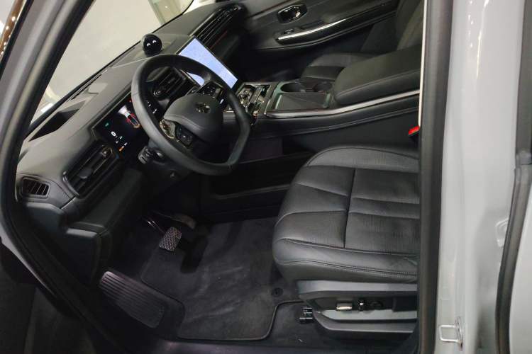 Used Nio ES8 2020 415 km Range 6-Seater Version
