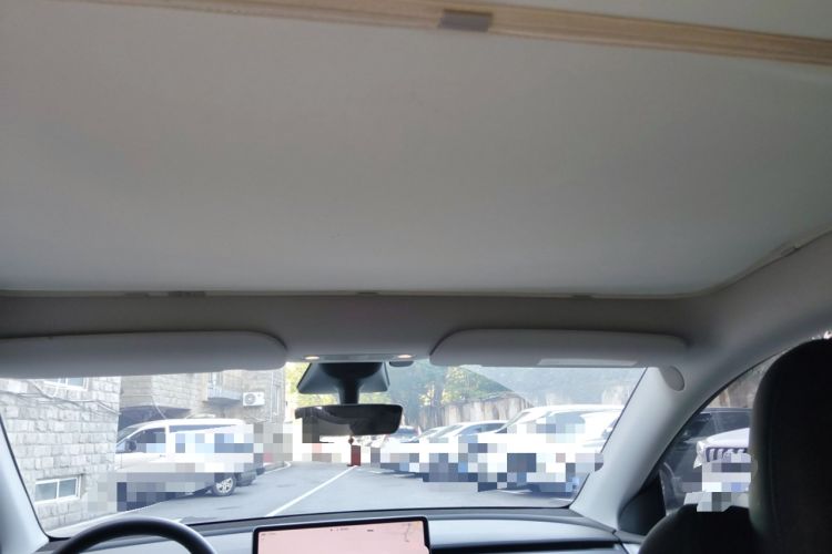 Used Tesla Model Y 2023 Rear-Wheel-Drive Version
