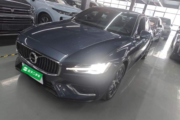 Used Volvo S60 2022 B4 Zhiyi Luxury Edition
