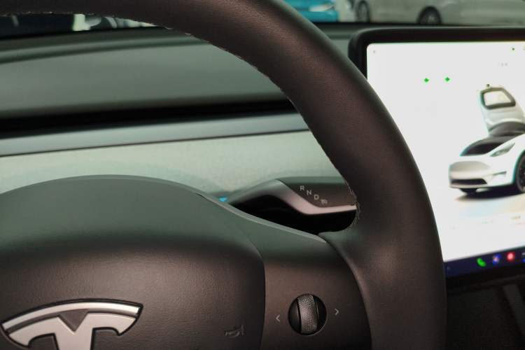 Used Tesla Model Y 2024 Rear-Wheel-Drive Version