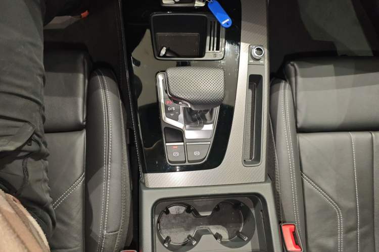 Used Audi Q5L 2024 45 TFSI Luxury Dynamic Model
